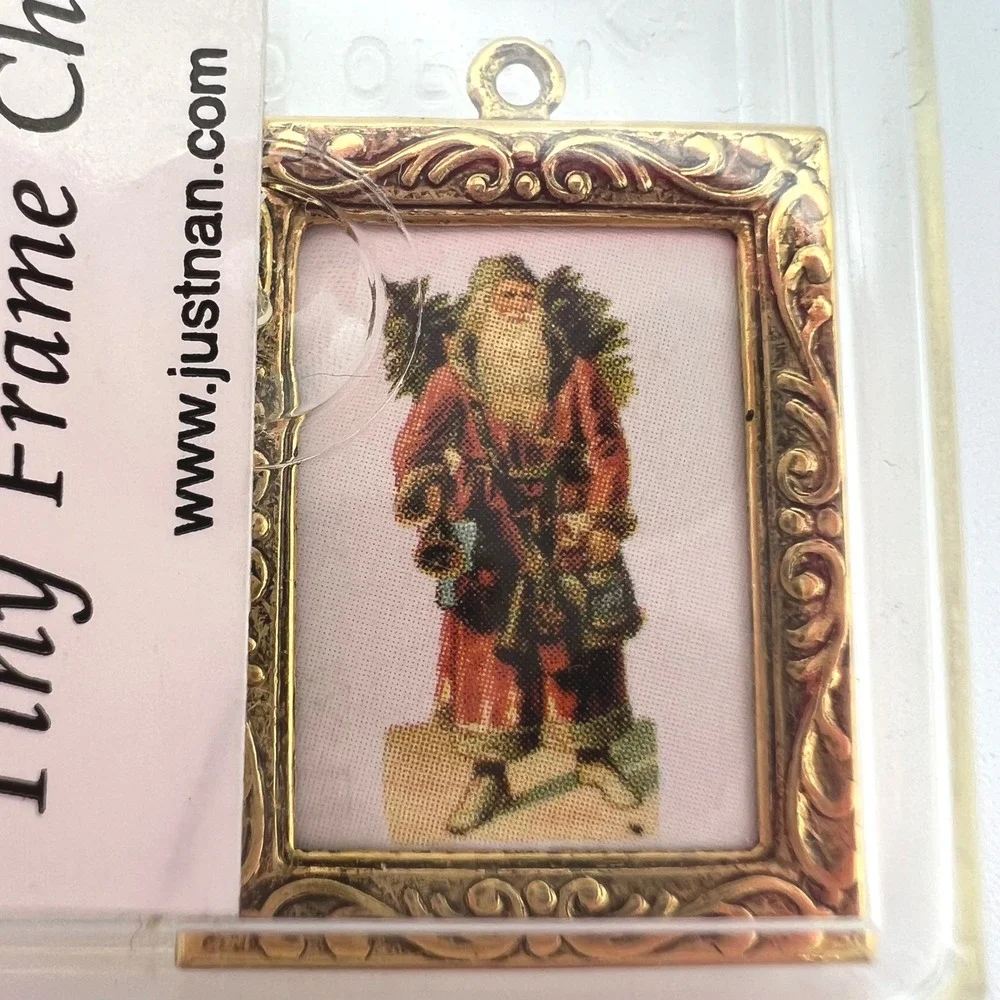 Just Nan Tiny Frame Charm JNC32 Gold Tone Miniature Santa Claus RARE HTF